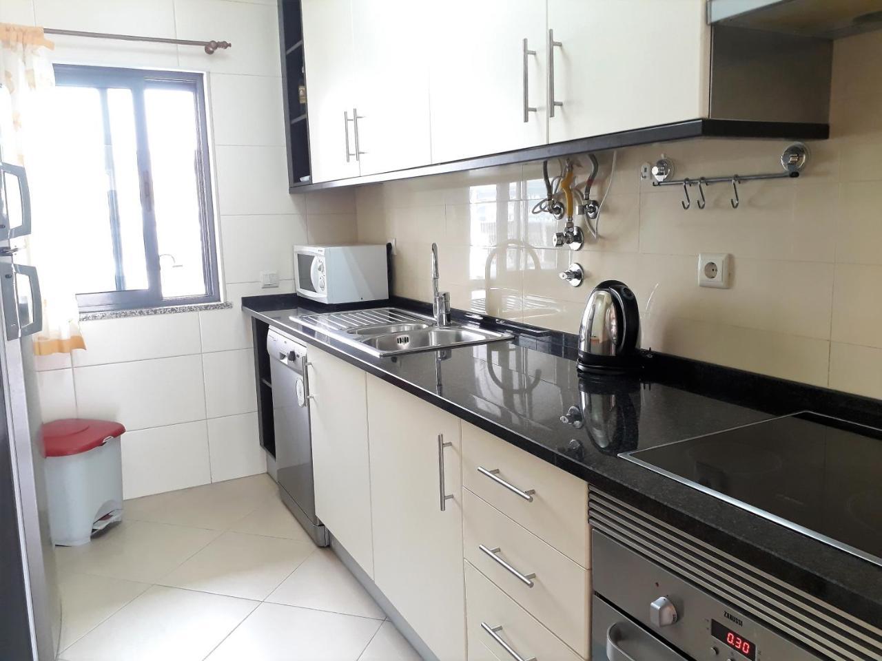 Tahíti Apartment Quarteira Bagian luar foto