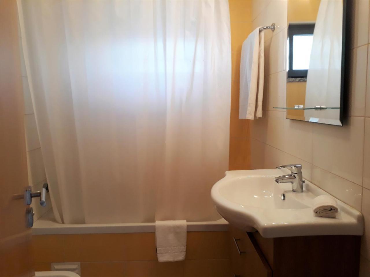 Tahíti Apartment Quarteira Bagian luar foto